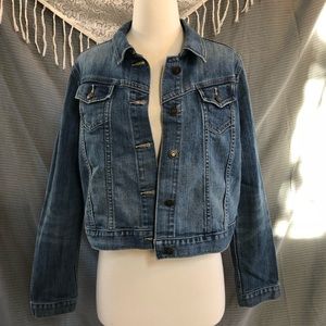 Old Navy cropped maternity denim jacket